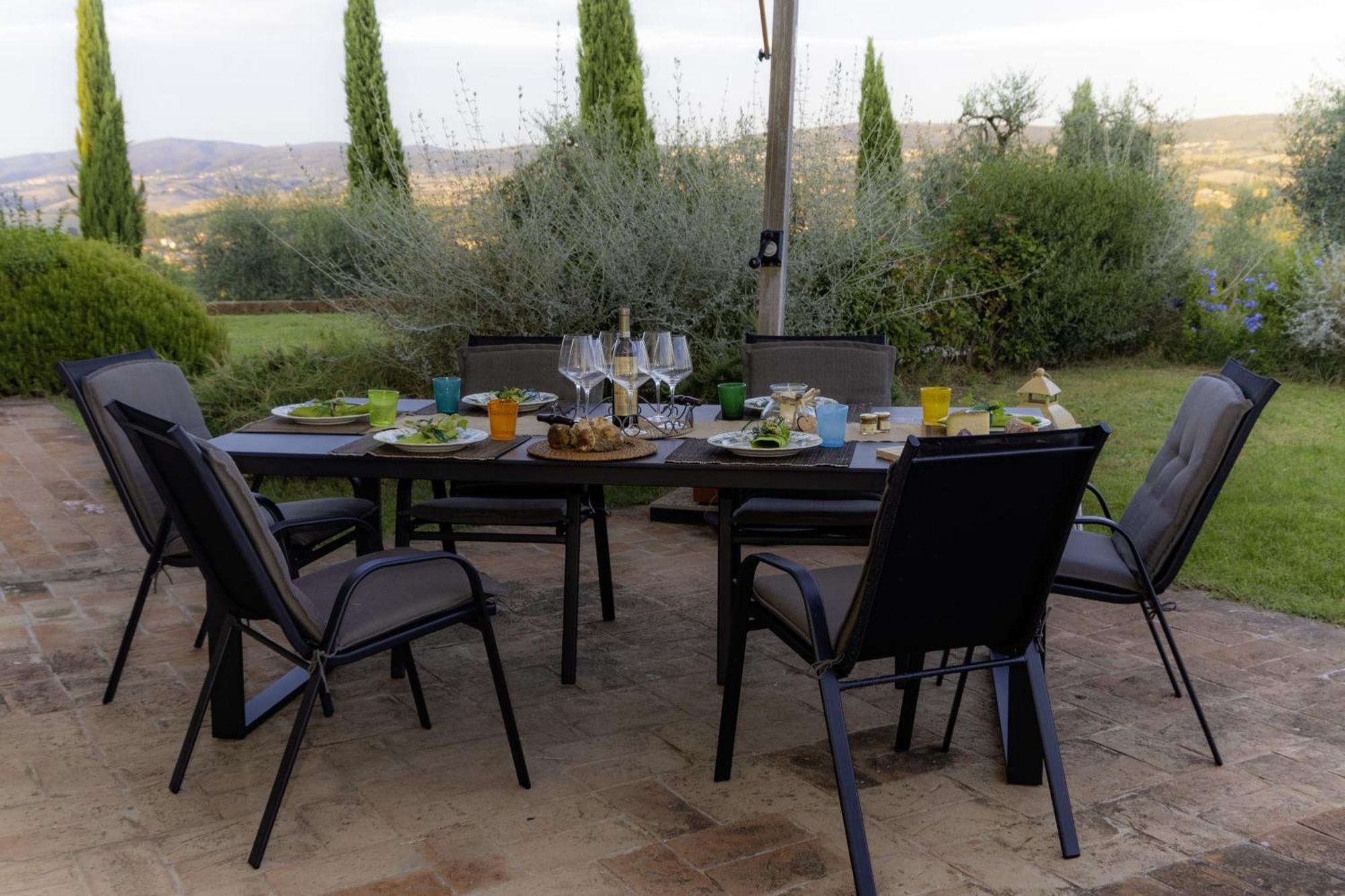 Relax Palazzo Monaci Apartment Asciano Exterior photo